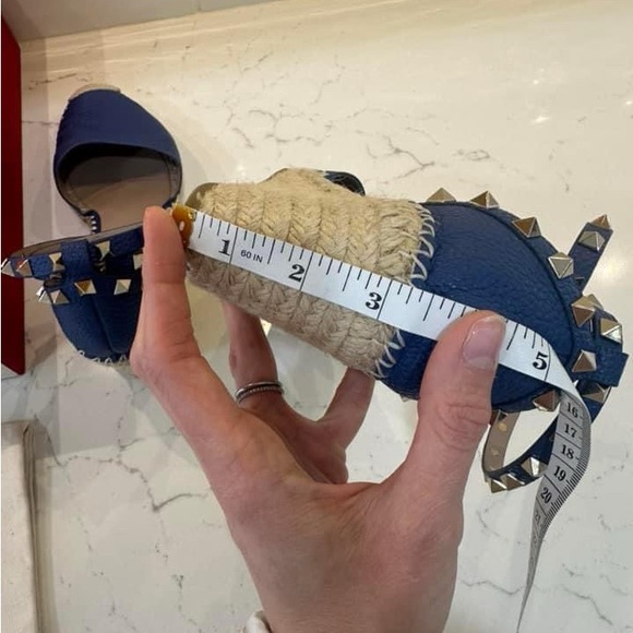 Valentino rock stud wedges 39 EUC blue - Picture 7 of 8